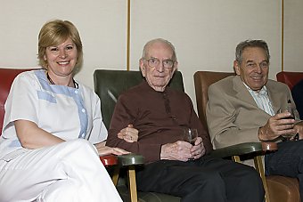 Une personne du personnel, Georges et son neveu