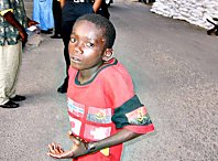 Ils mendient &agrave; longueur de journ&eacute;e  ou vivent de petits travaux...