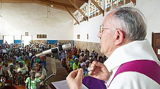 Aller par le monde entier  proclamer les merveilles de Dieu !