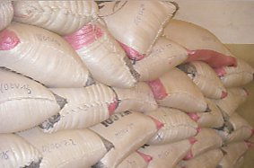 Le savoir-faire des hommes remplit les greniers.?Mais rien ne se fait sans l�aide de Dieu qui donne la pluie.