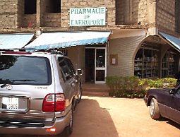 Beaucoup ne peuvent se payer les m&eacute;dicaments de la pharmacie moderne 